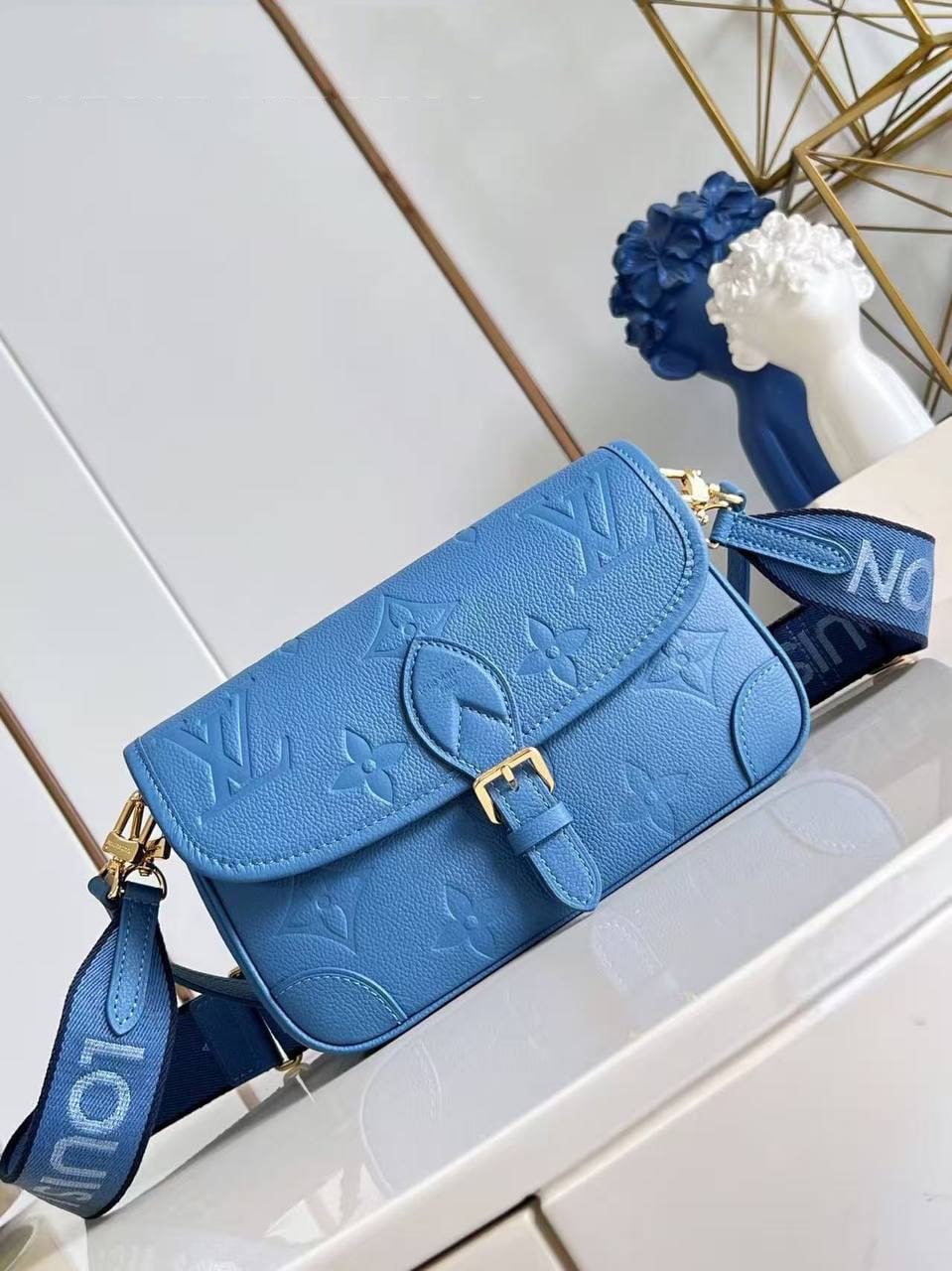 Сумка Louis Vuitton 1