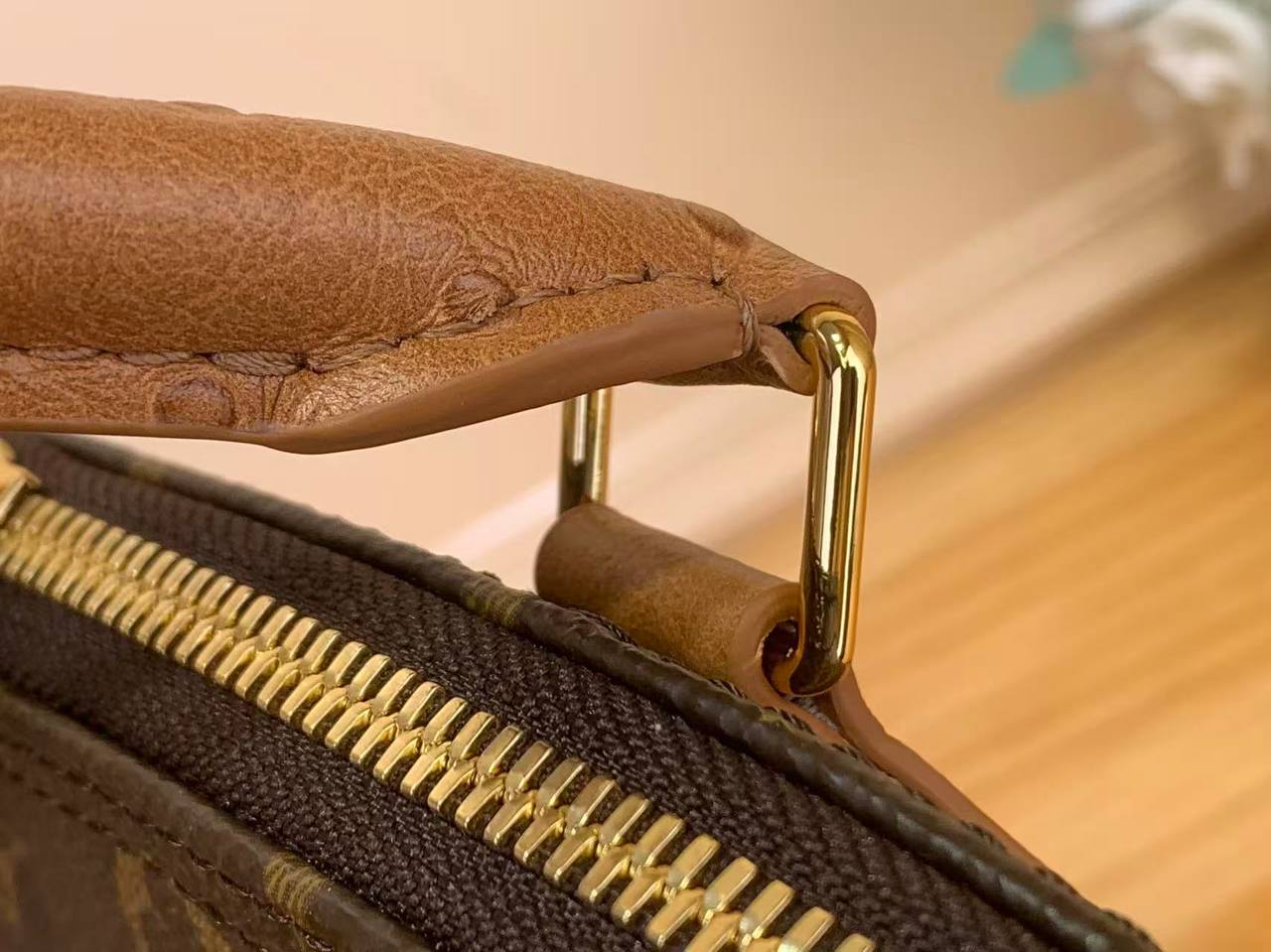 Сумка Louis Vuitton 4