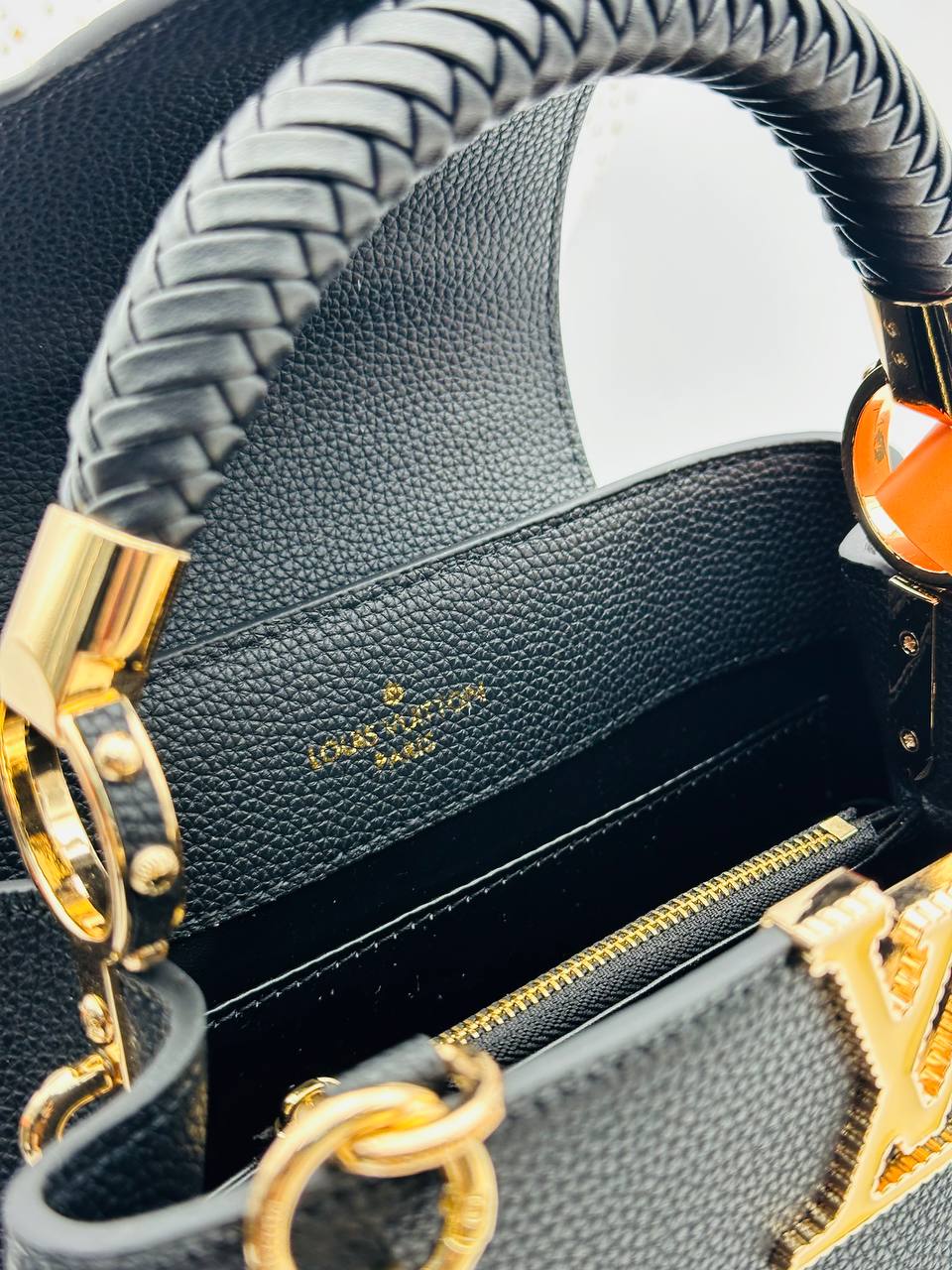 Сумка Louis Vuitton Capucines 9