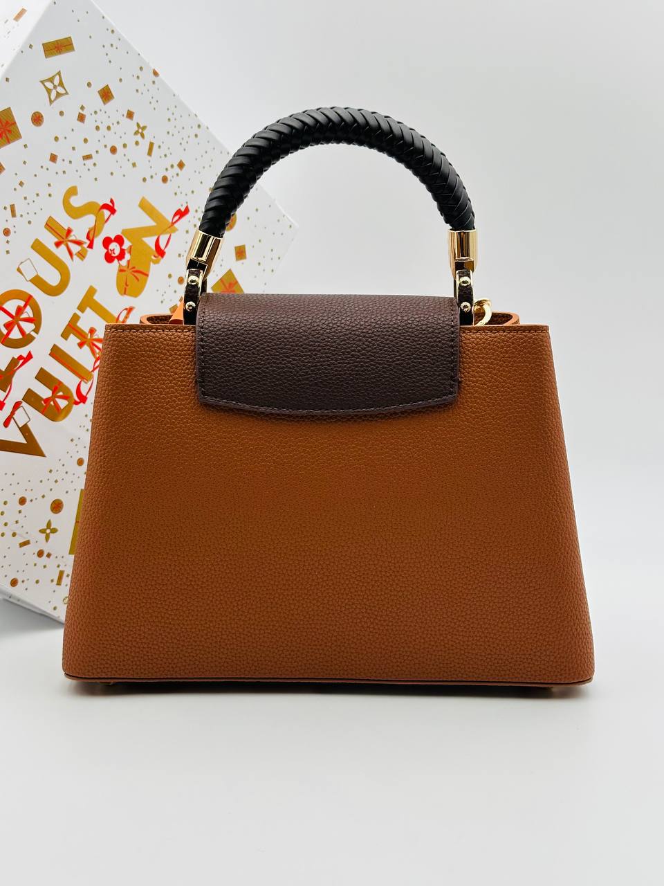 Сумка Louis Vuitton Capucines 5
