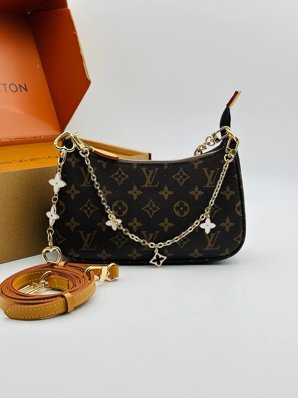 Сумка Louis Vuitton