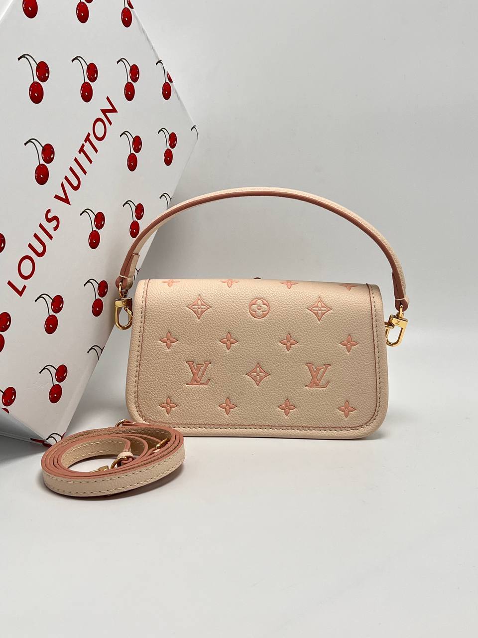 Сумка Louis Vuitton 3