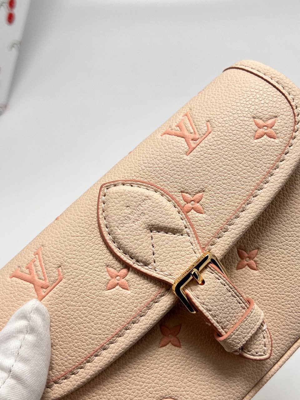 Сумка Louis Vuitton 4
