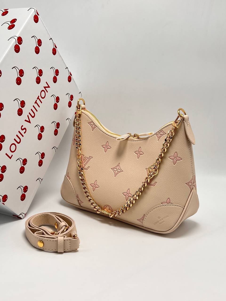 Сумка Louis Vuitton 4