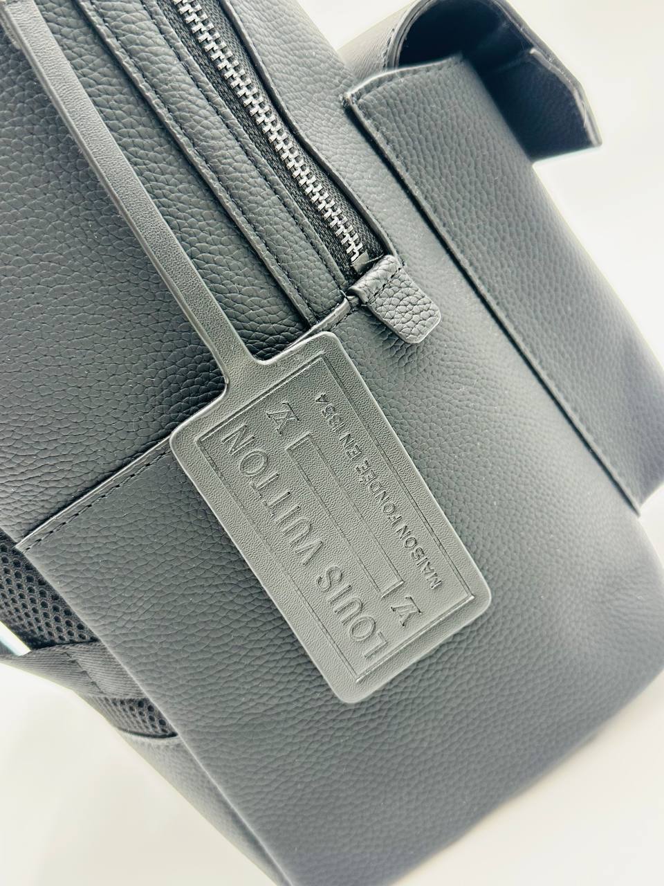 Рюкзак Louis Vuitton 8