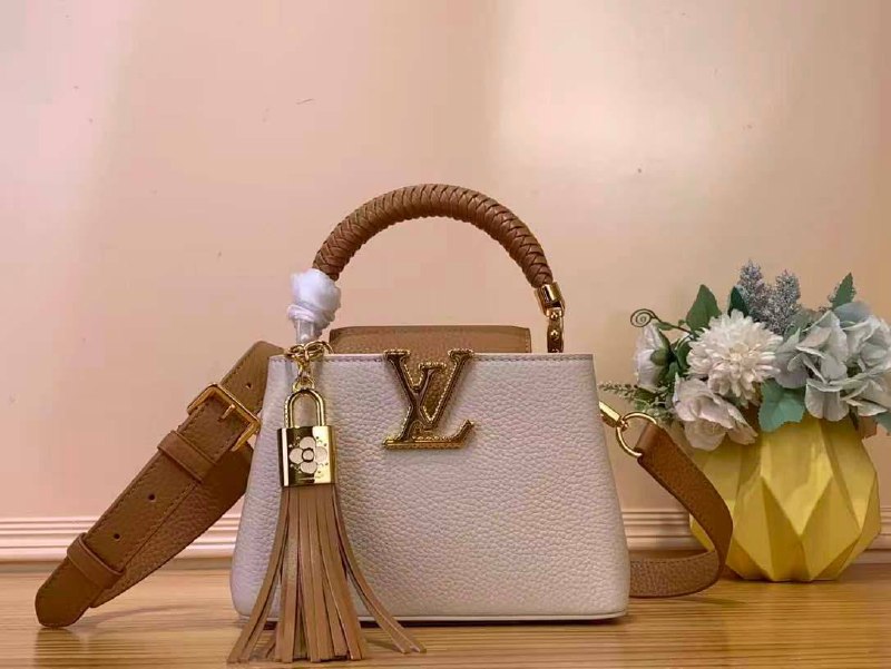 Сумка Louis Vuitton