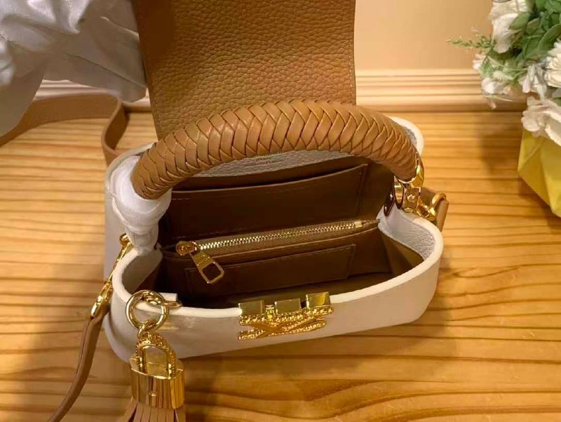 Сумка Louis Vuitton 8