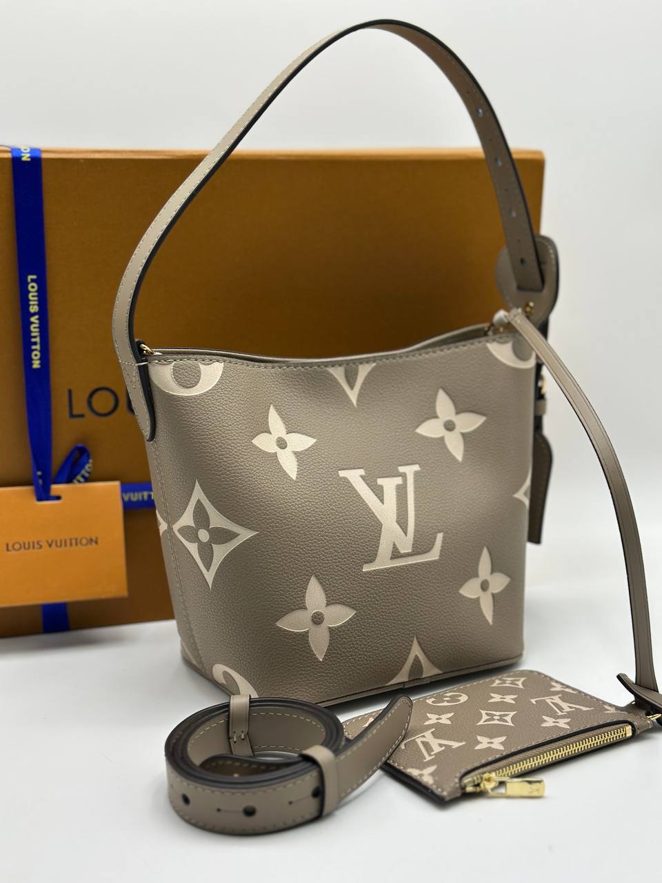 Сумка Louis Vuitton 2