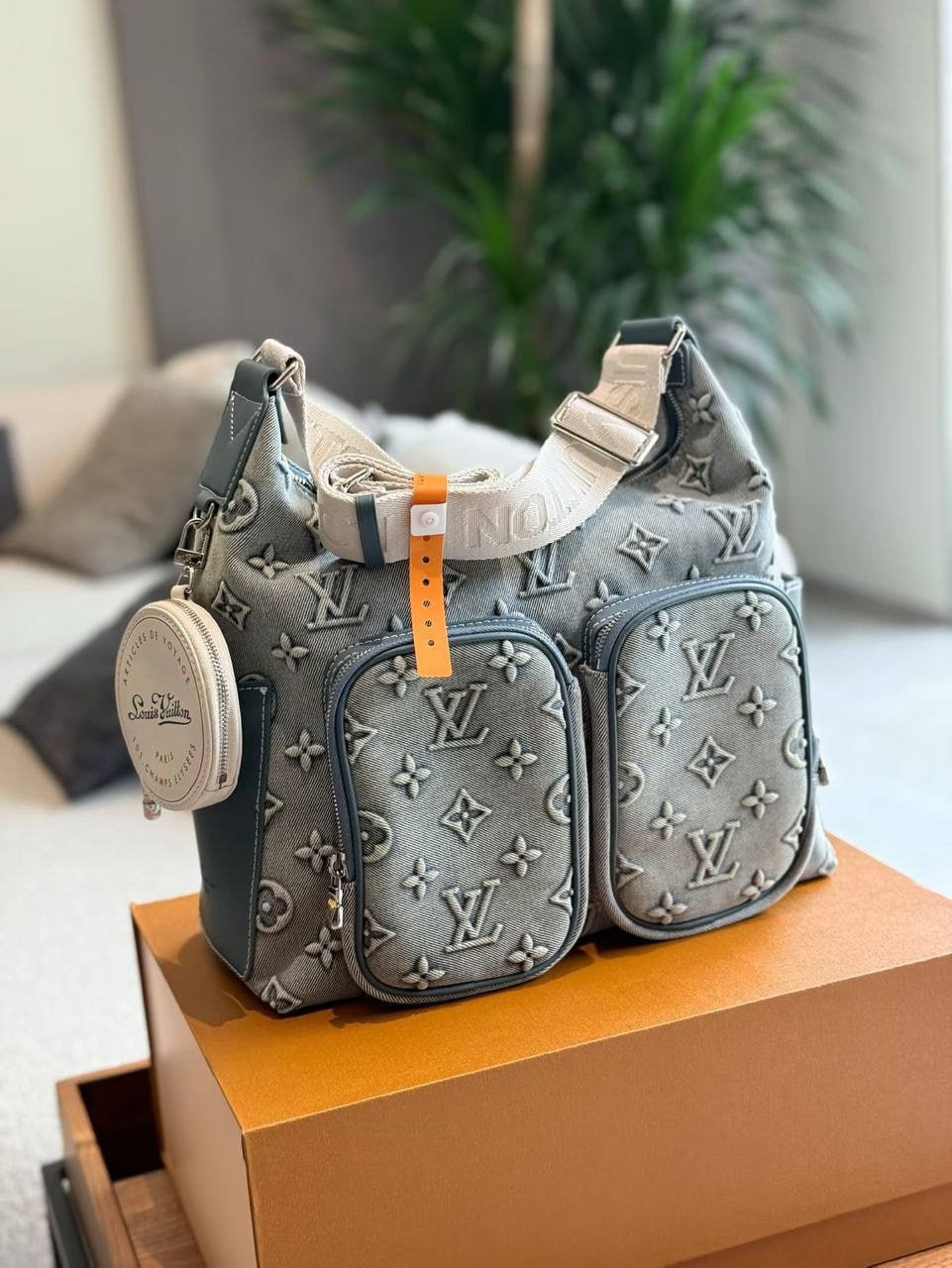 Сумка Louis Vuitton