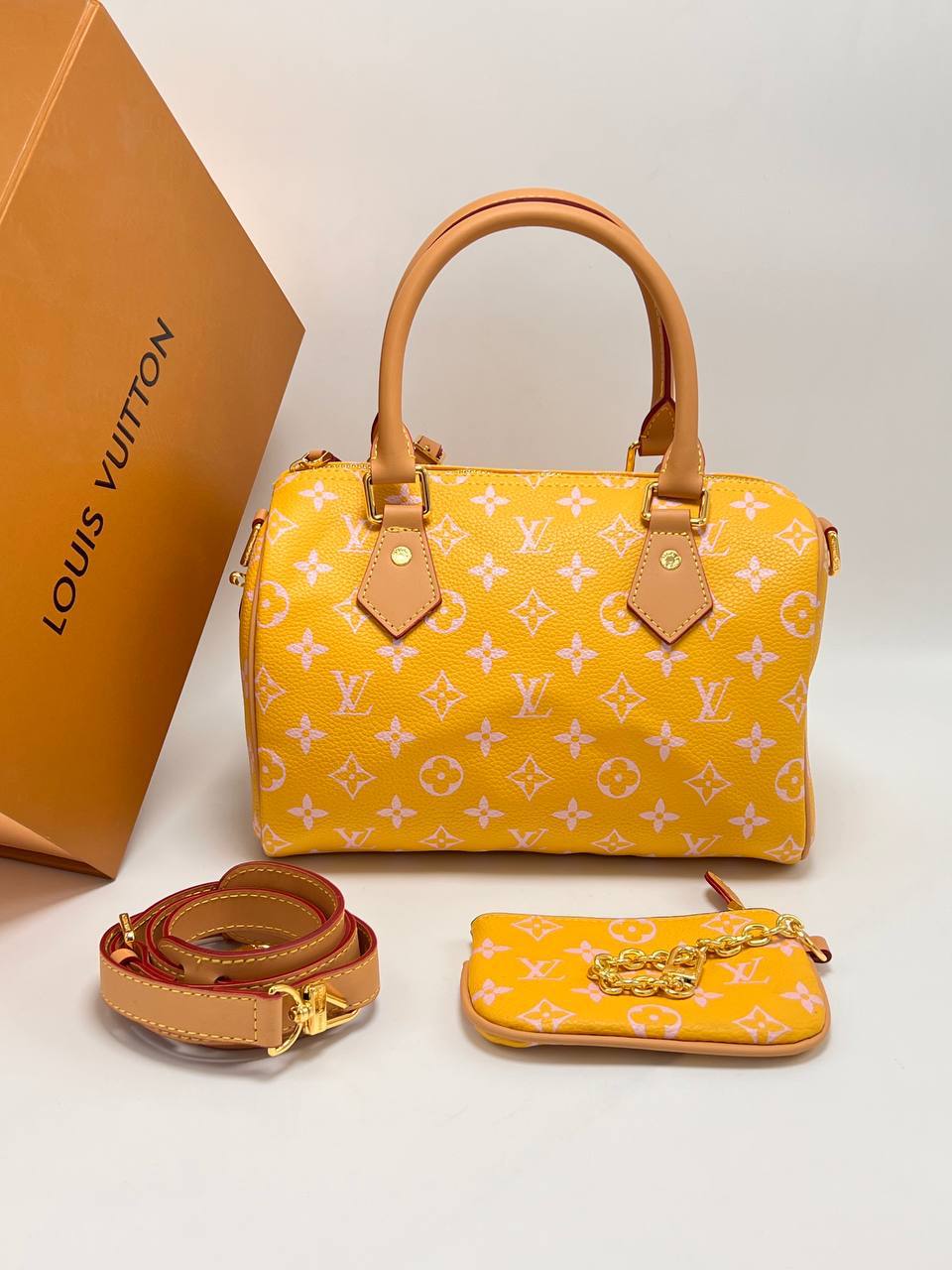 Сумка Louis Vuitton 10