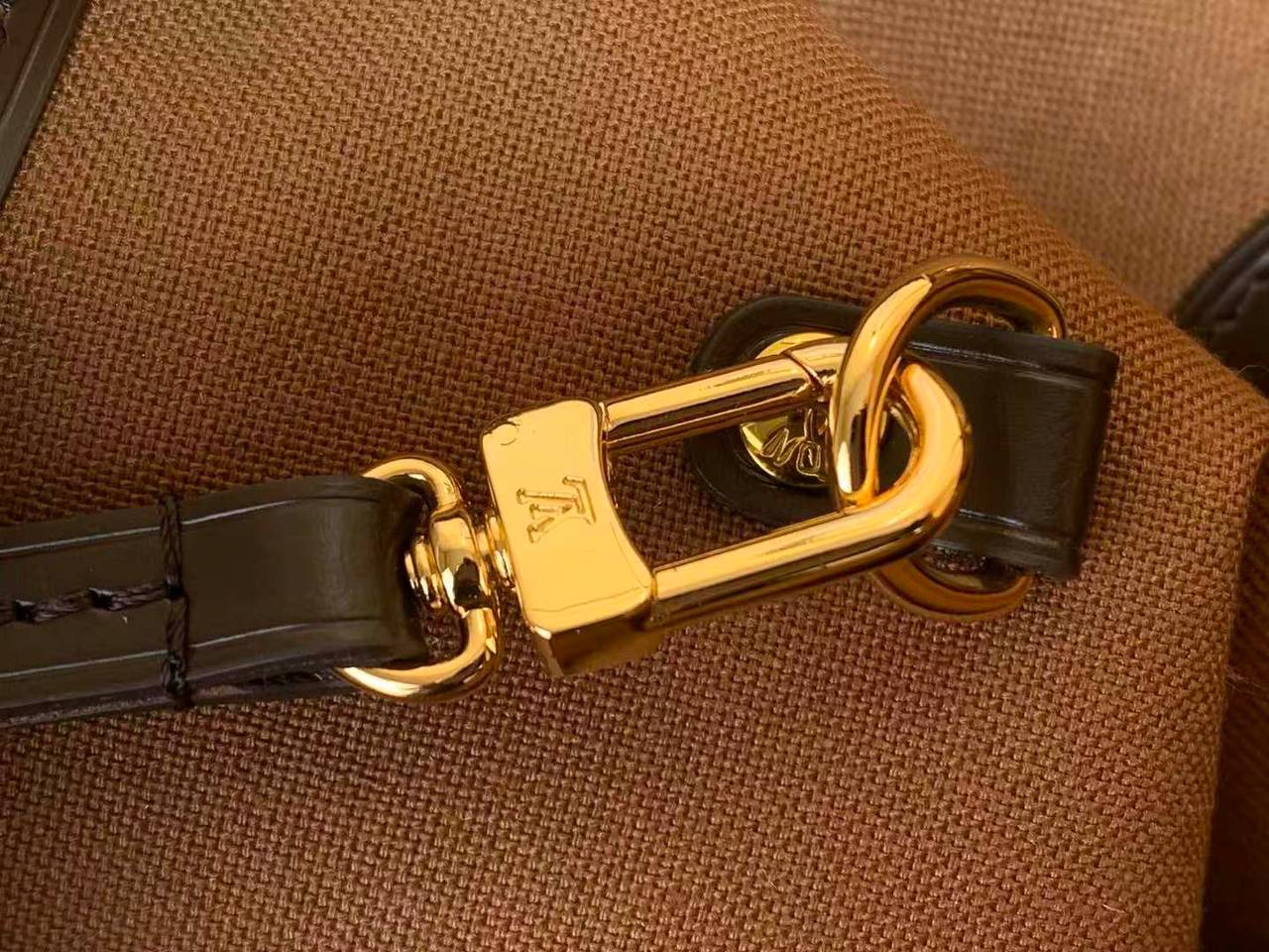 Сумка Louis Vuitton 6