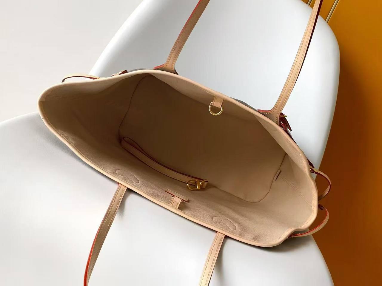 Сумка Louis Vuitton 8