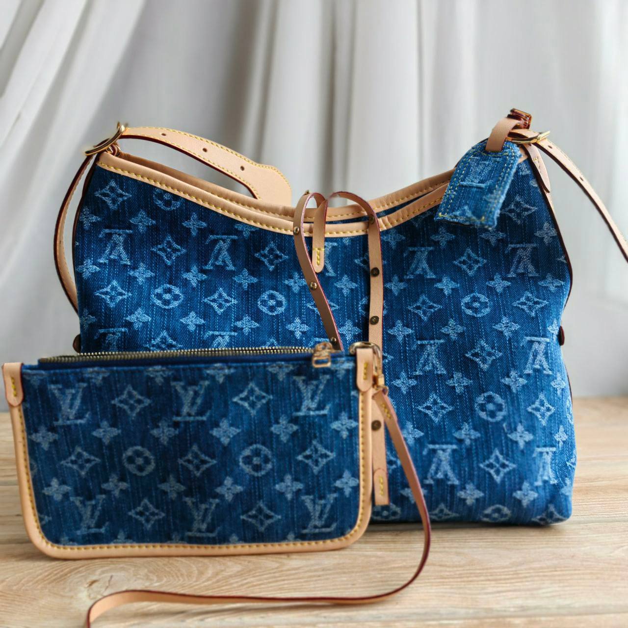 Сумка Louis Vuitton