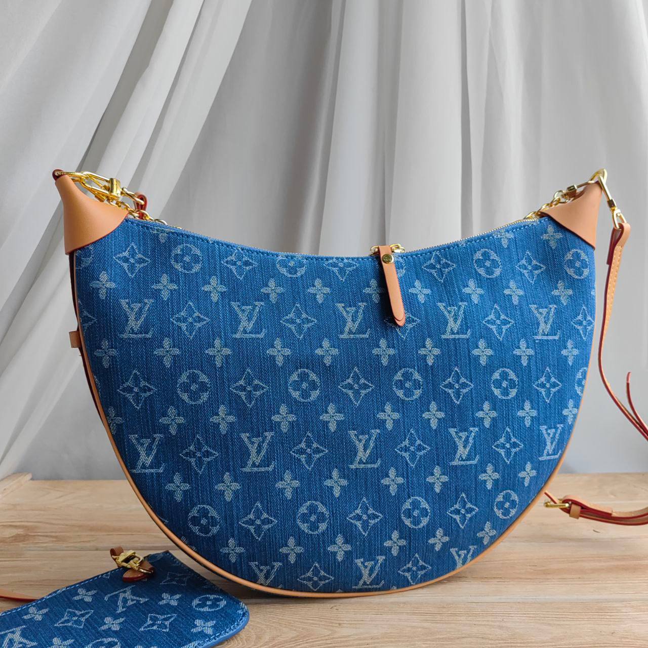 Сумка Louis Vuitton