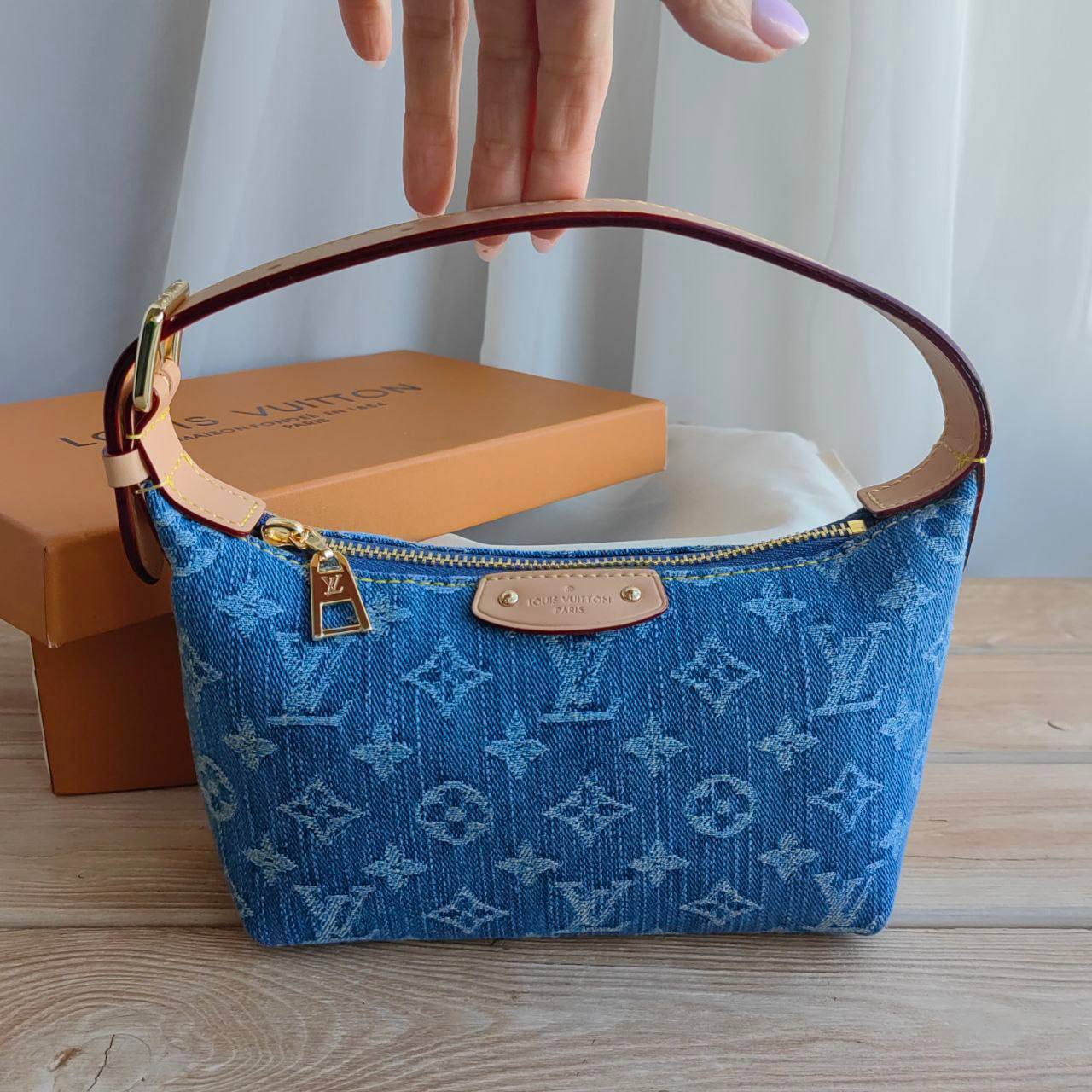 Сумка Louis Vuitton