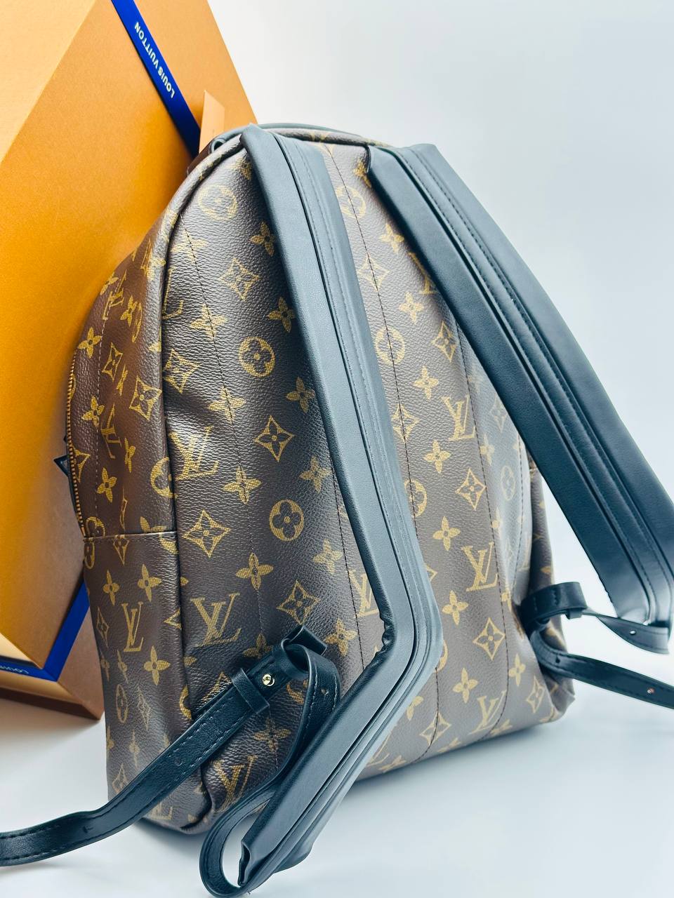 Рюкзак Louis Vuitton 4