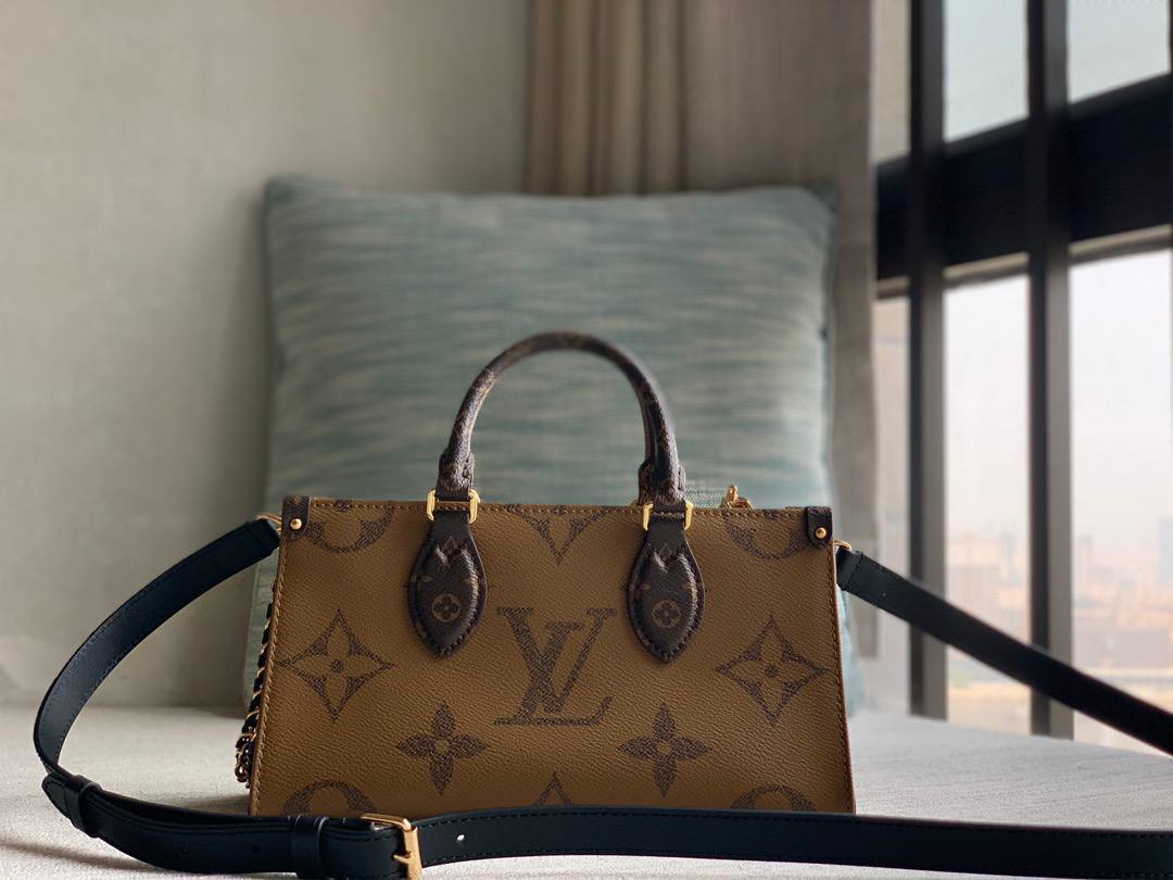 Сумка Louis Vuitton 3