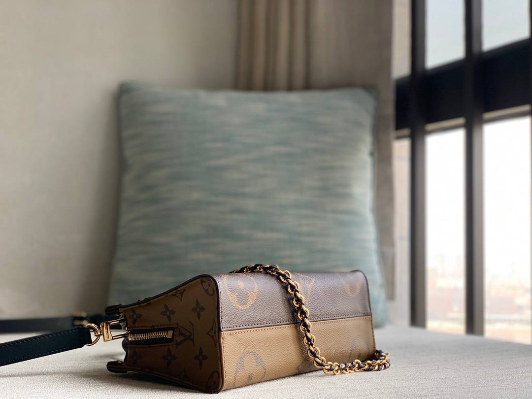 Сумка Louis Vuitton 7