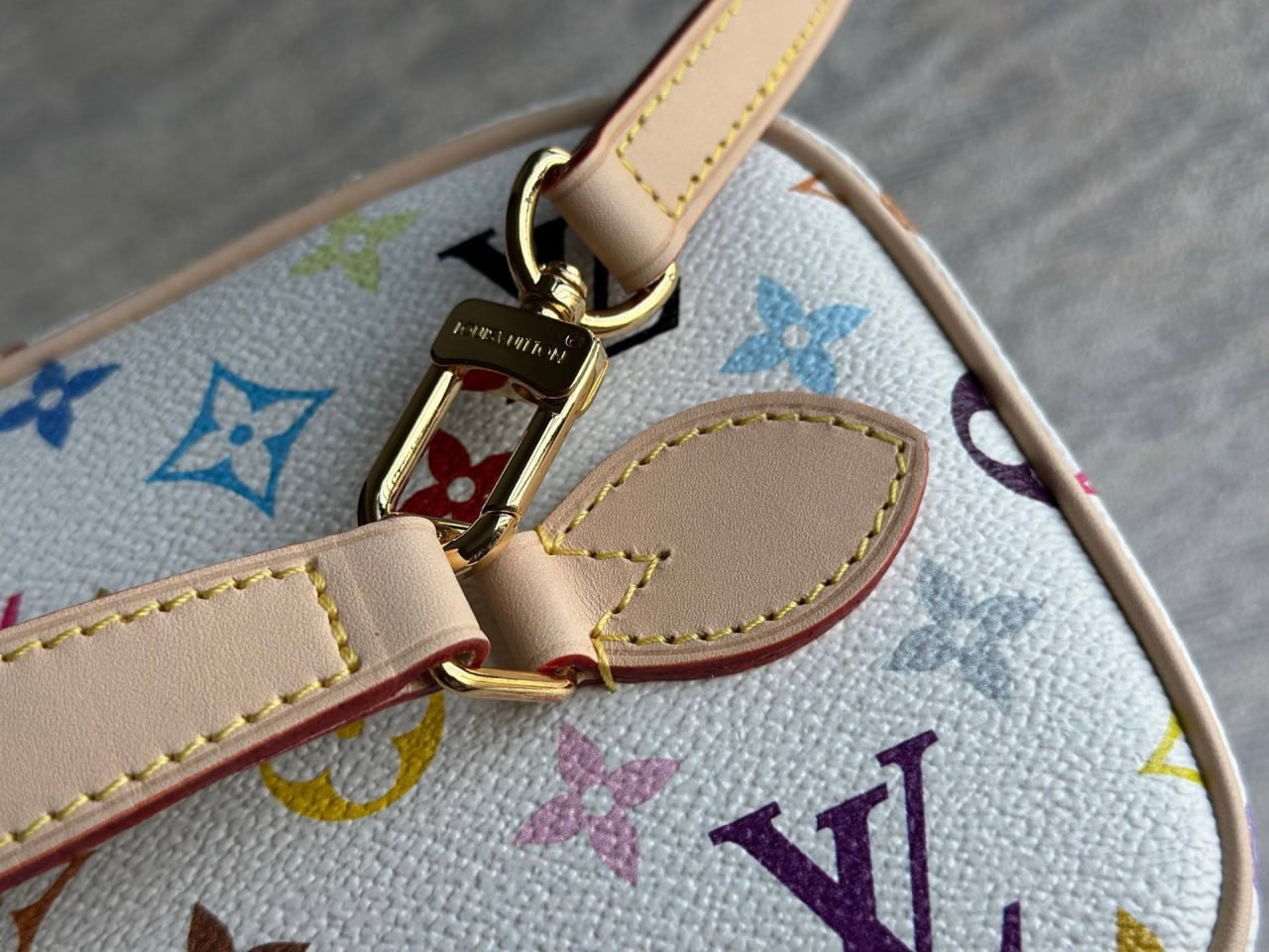 Сумка Louis Vuitton 4