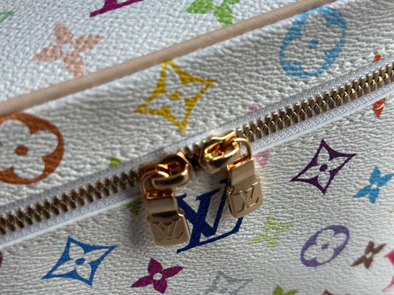 Сумка Louis Vuitton 6