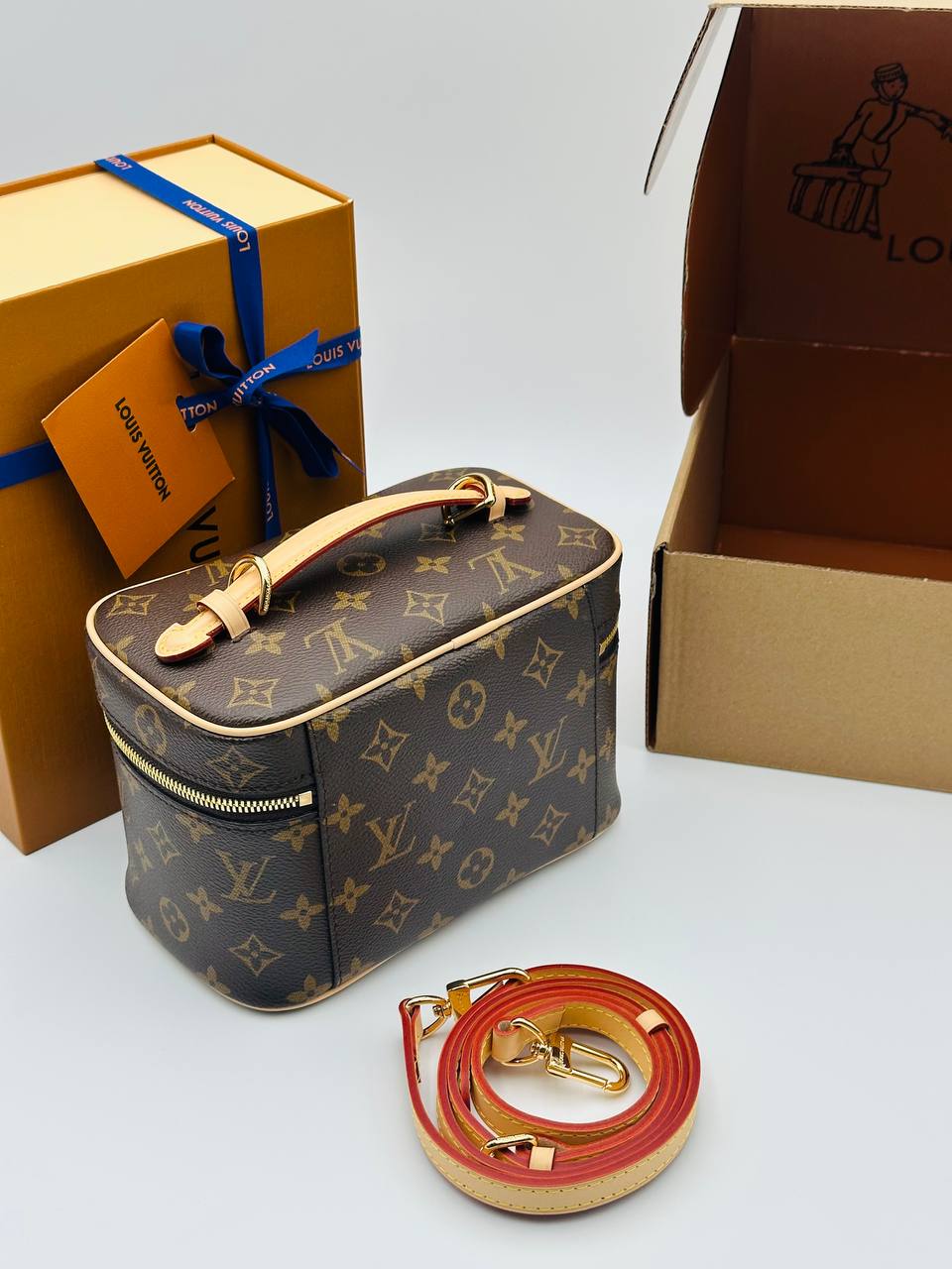 Сумка Louis Vuitton 4
