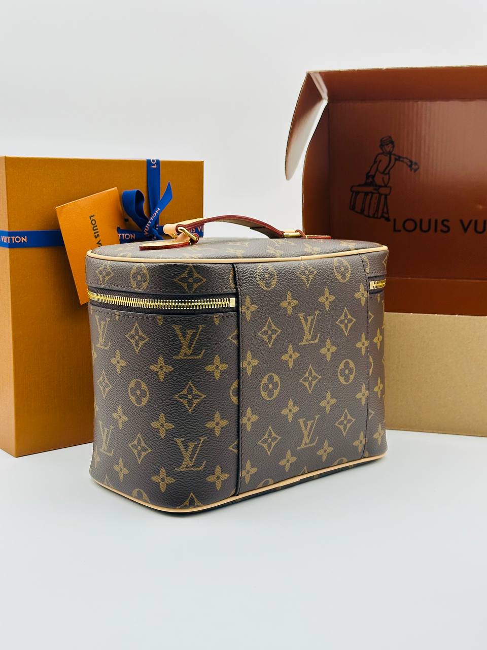 Сумка Louis Vuitton 4