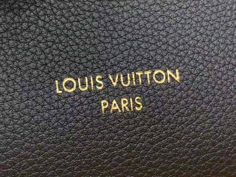 Сумка Louis Vuitton 8
