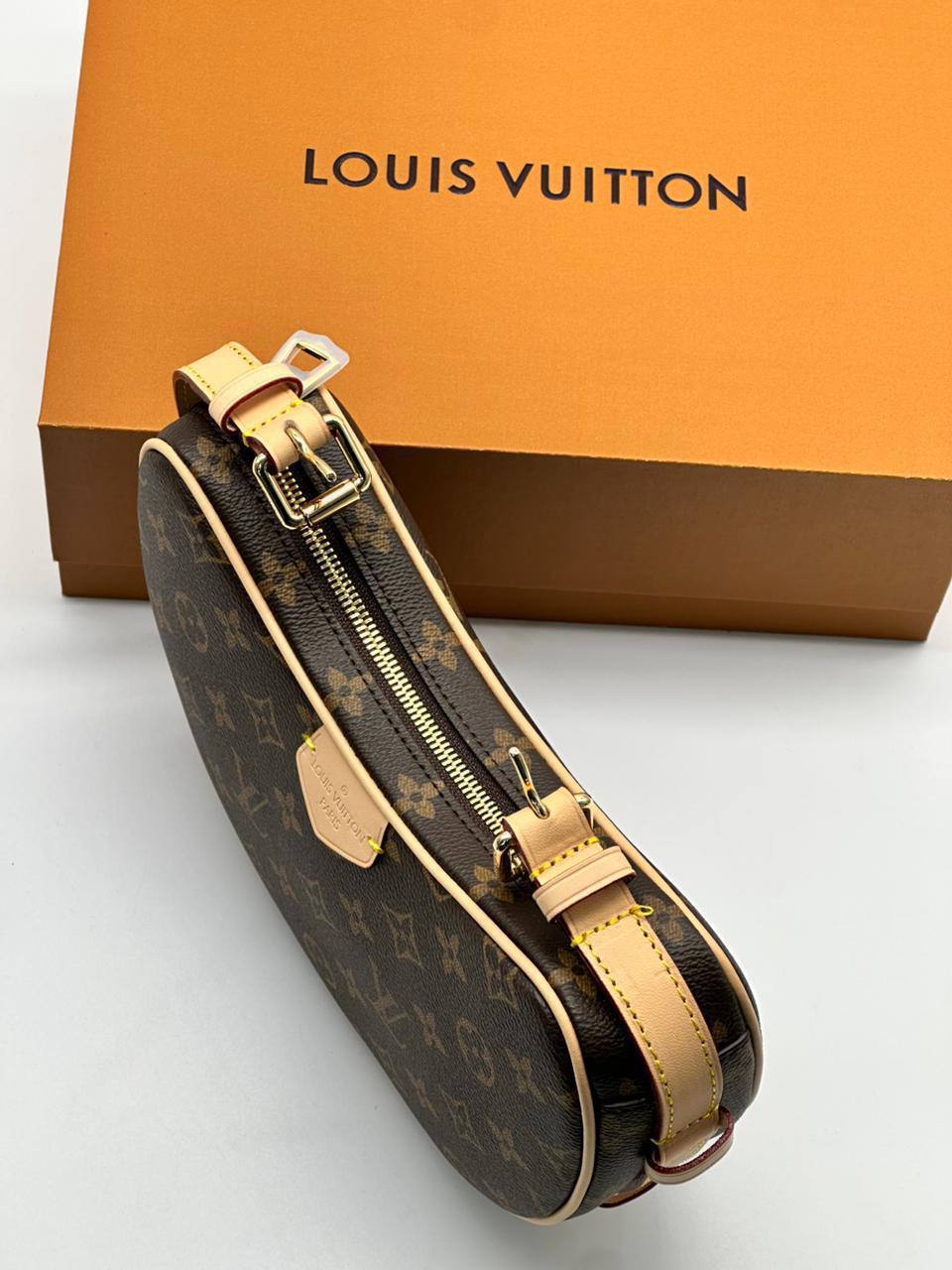 Сумка Louis Vuitton 9