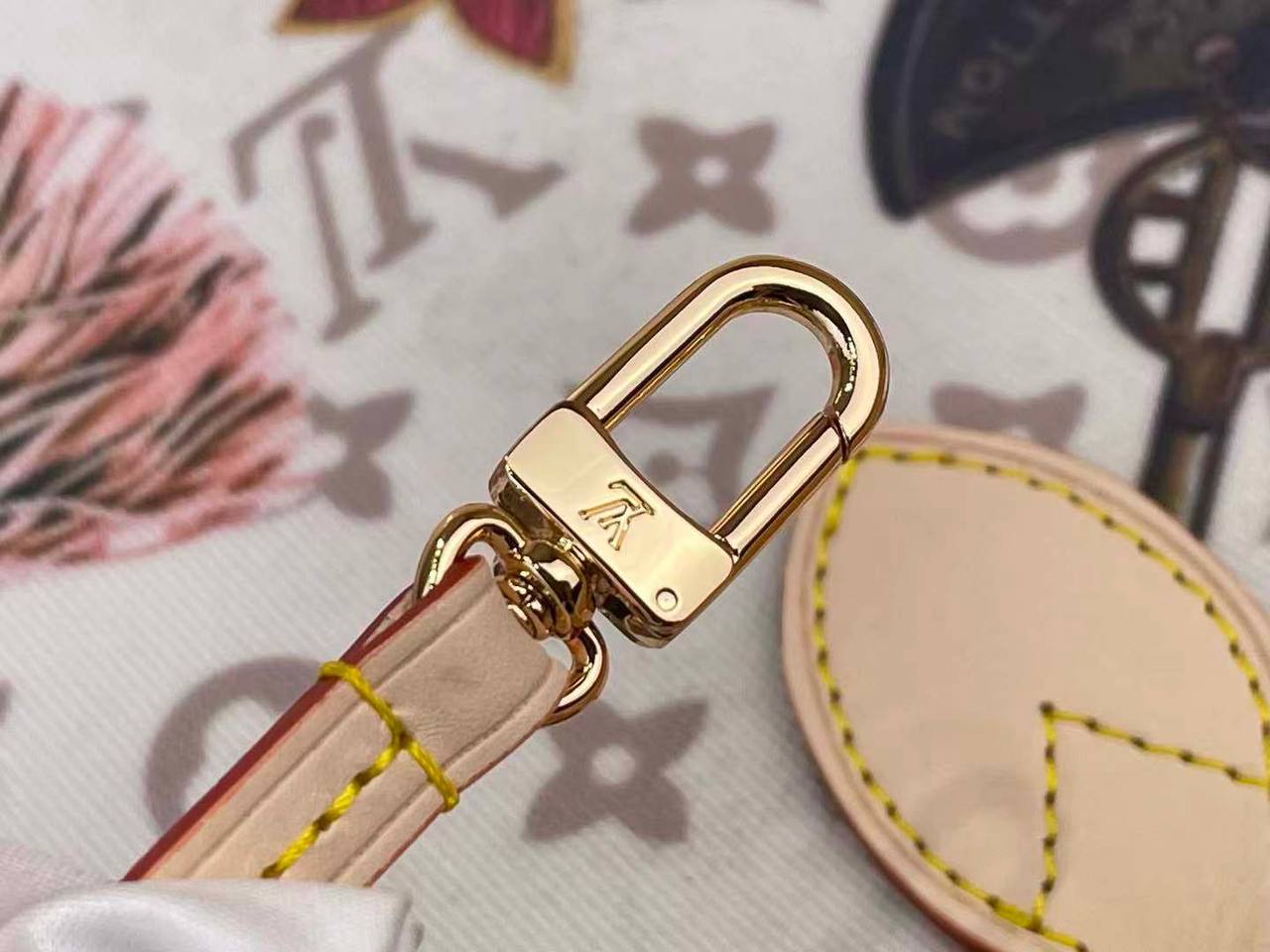 Сумка Louis Vuitton 4