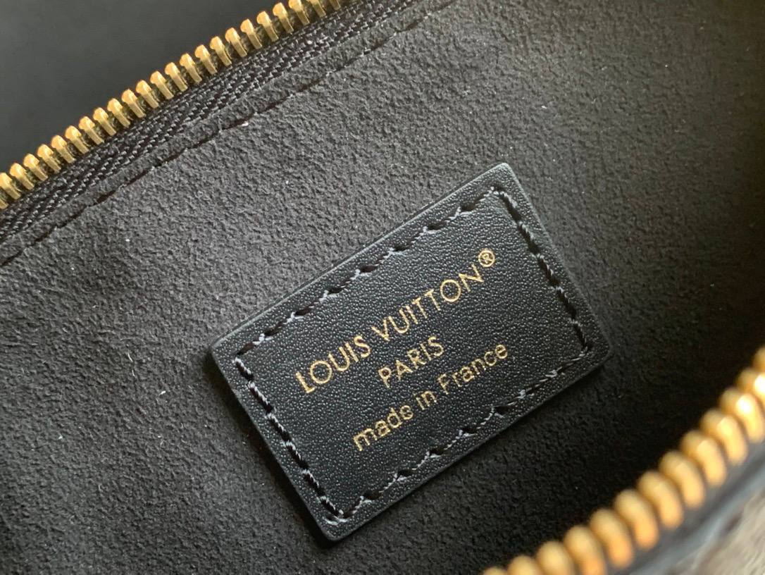 Сумка Louis Vuitton 9