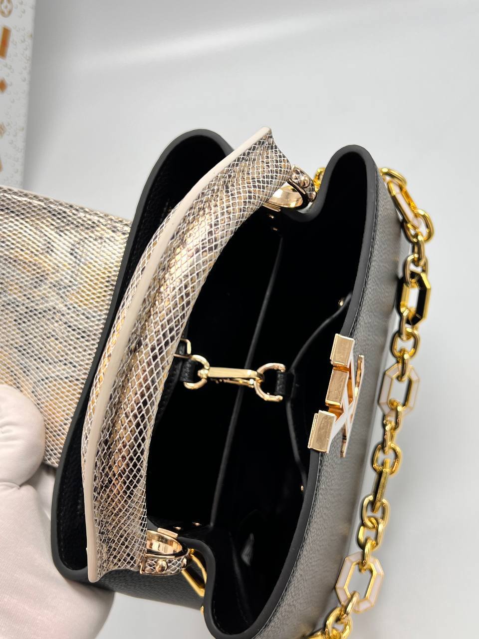 Сумка Louis Vuitton 8