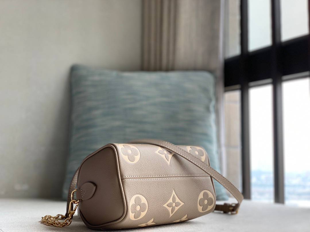 Сумка Louis Vuitton 7