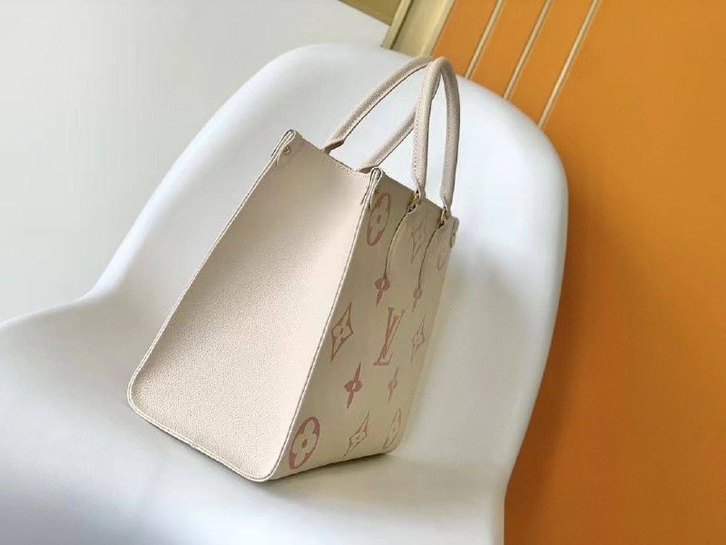 Сумка Louis Vuitton 4