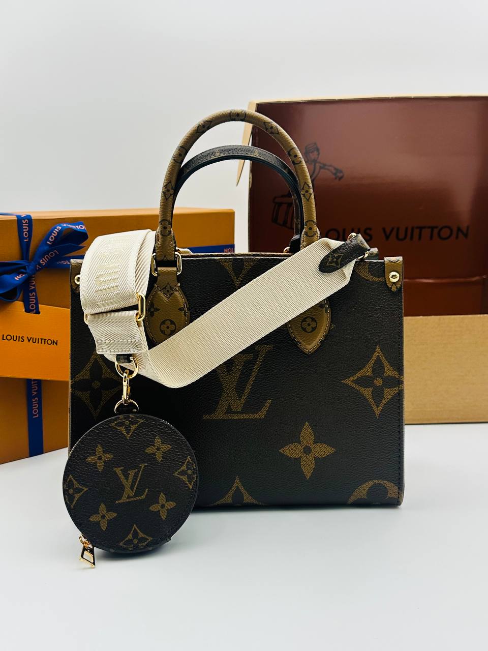 Сумка Louis Vuitton 4