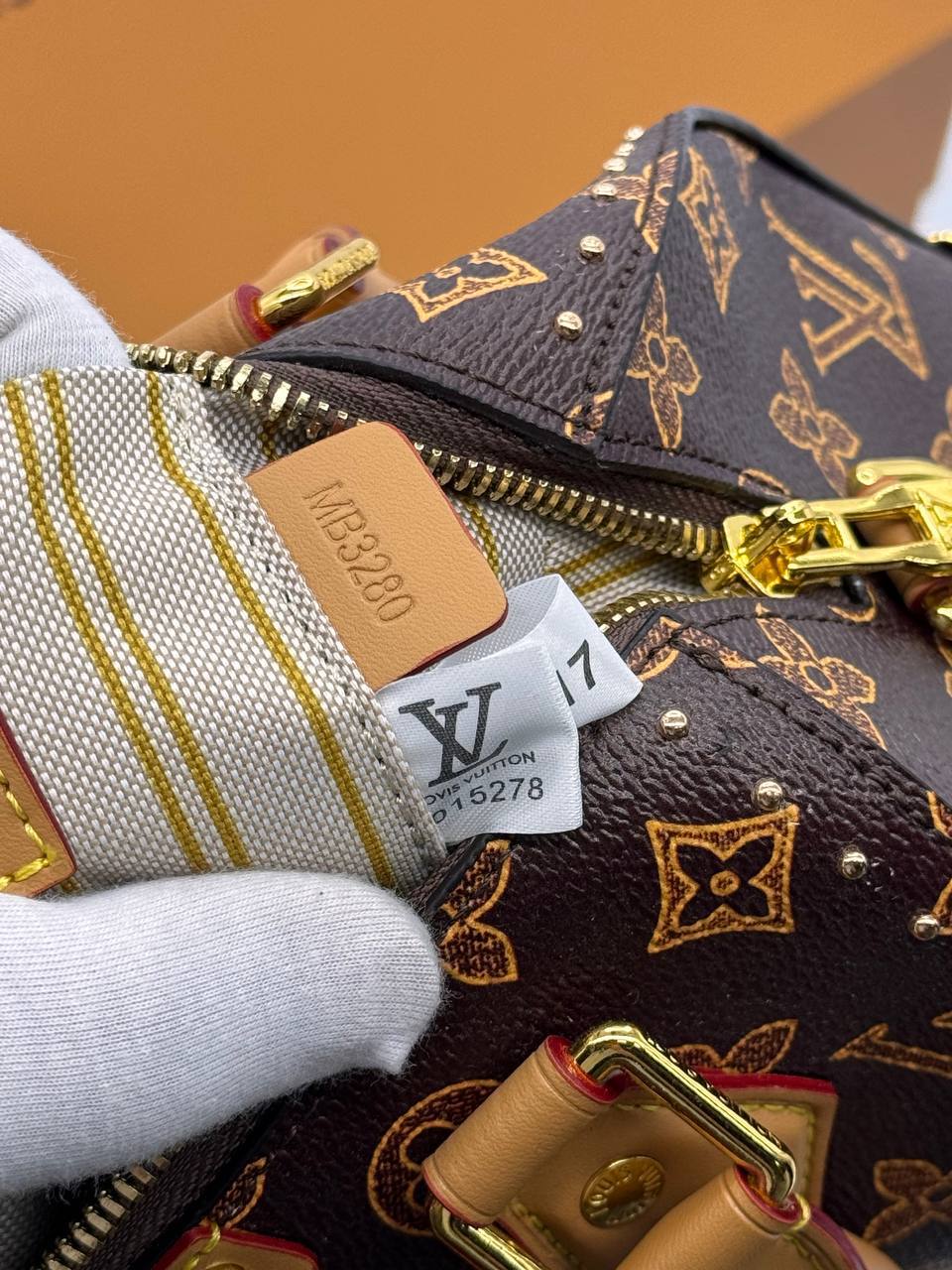 Сумка Louis Vuitton 8