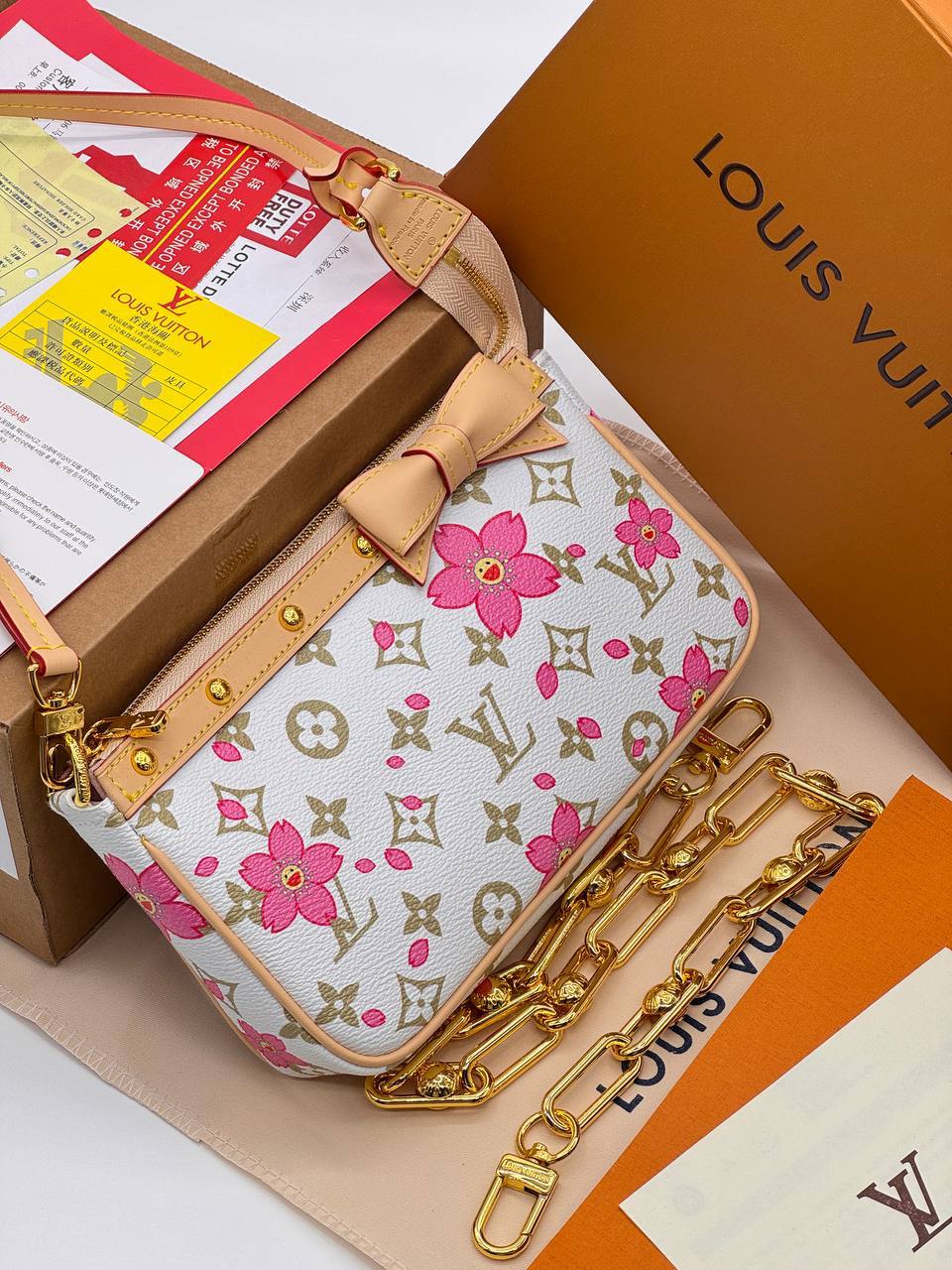 Сумка Louis Vuitton 1