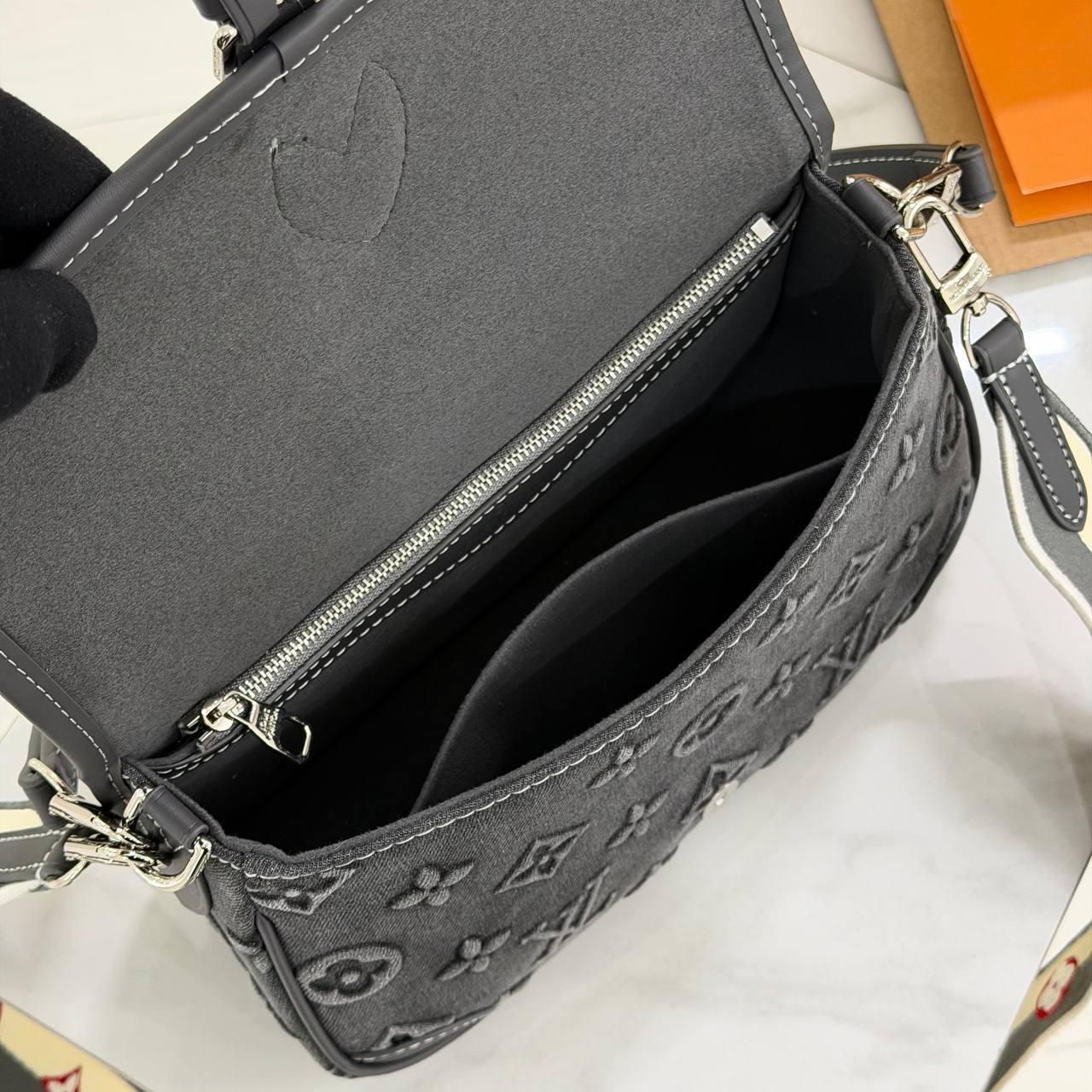 Сумка Louis Vuitton 6
