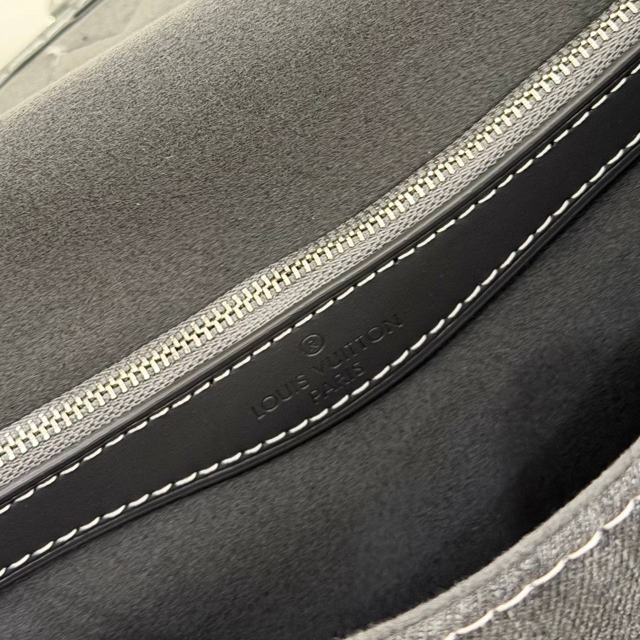 Сумка Louis Vuitton 8
