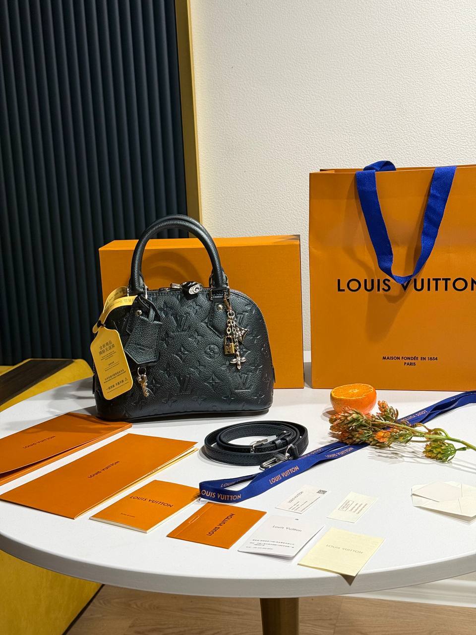 Сумка Louis Vuitton 1