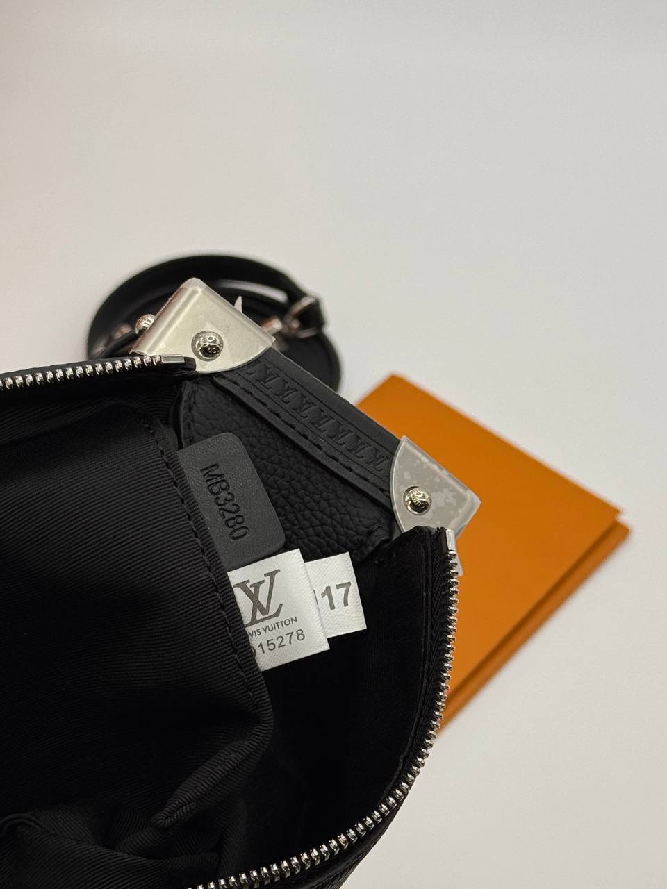 Сумка Louis Vuitton 9