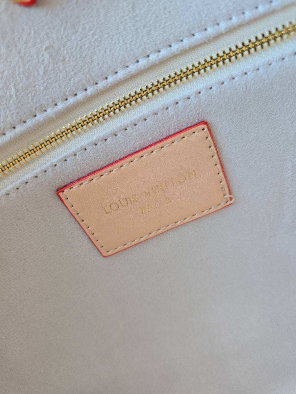 Сумка Louis Vuitton 8