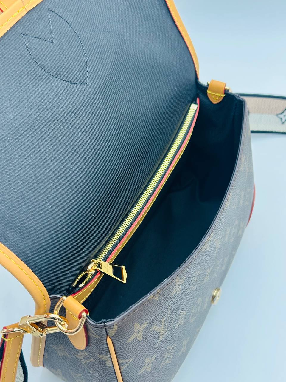 Сумка Louis Vuitton 7