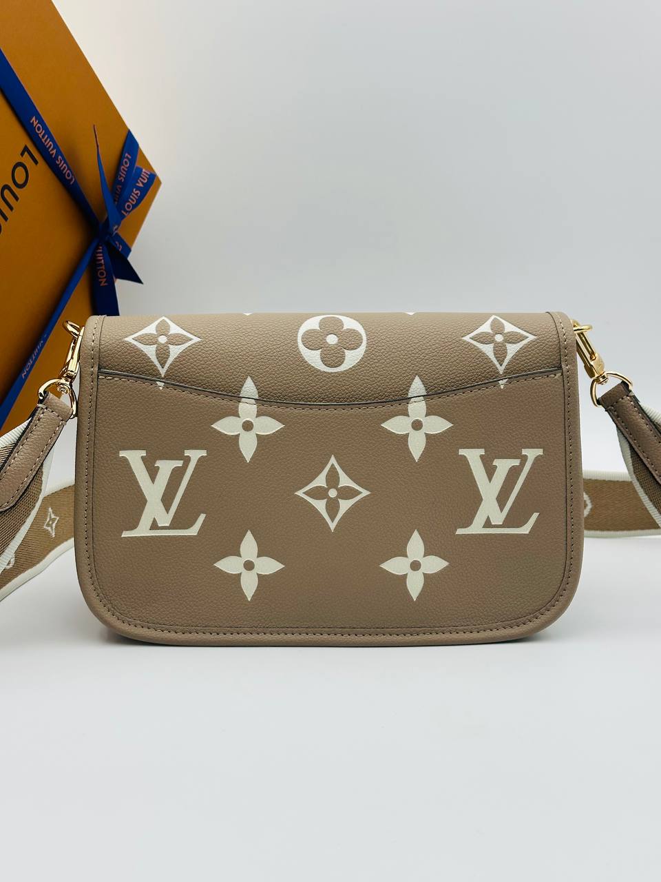Сумка Louis Vuitton 4