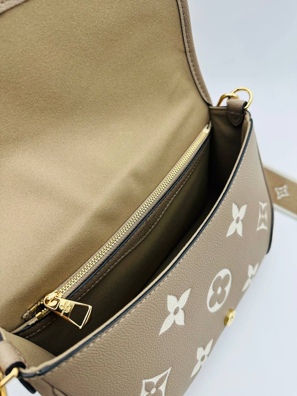 Сумка Louis Vuitton 7