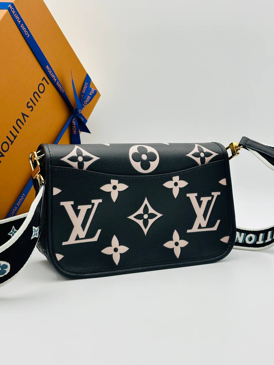 Сумка Louis Vuitton 3
