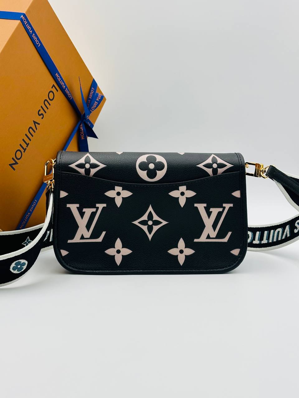Сумка Louis Vuitton 4