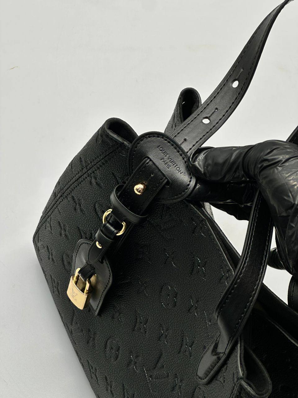 Сумка Louis Vuitton 4