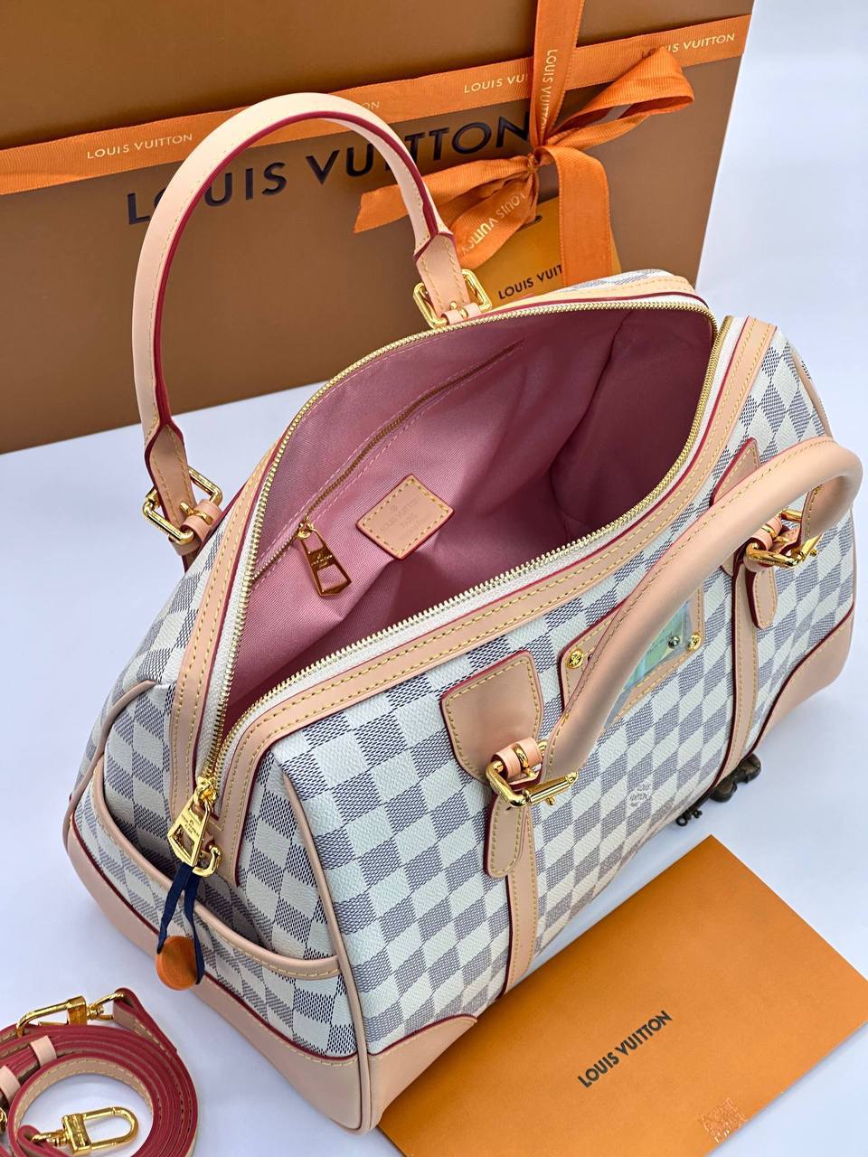 Сумка Louis Vuitton 8