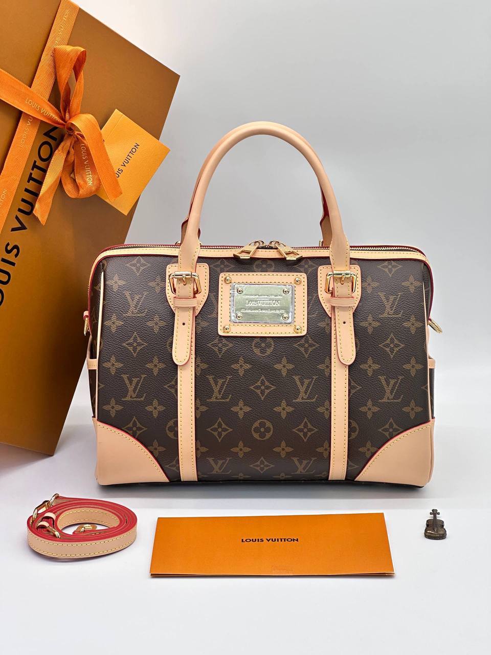 Сумка Louis Vuitton
