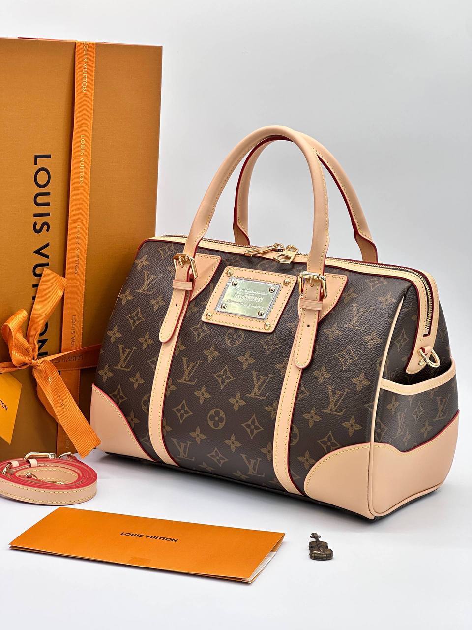 Сумка Louis Vuitton 2